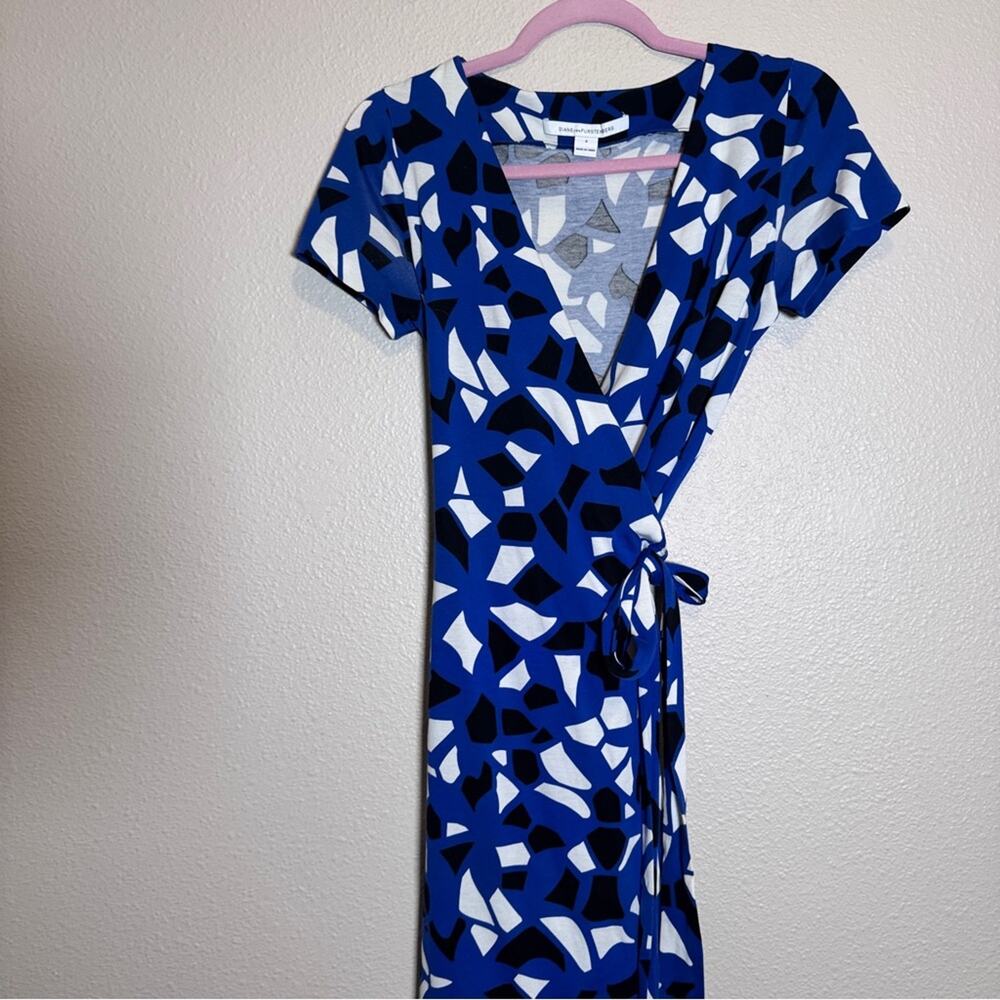 Diane Von Furstenberg Blue Mini Wrap Dress Womens 4 Cotton Silk Geometric Print - Picture 11 of 12